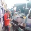 Elf Tabrak Dump Truk di Nganjuk gegara Sopir Ngantuk, 9 Luka-Luka