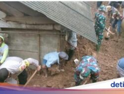 Longsor Terjang Rumah di Nganjuk, Warga Diimbau Waspada