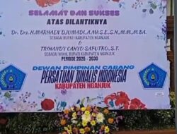 PJI Nganjuk Kirim Karangan Bunga Bentuk Ucapan Selamat Atas Dilantiknya Bupati Dan Wakil Bupati Terpilih