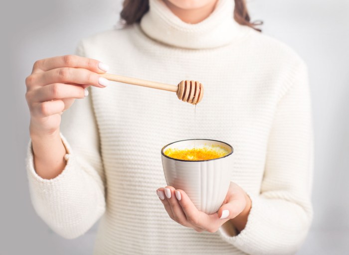 How to Get All the Health ๎Benefits of Turmeric and Honey๎ | Wellness Trickle How to Get All the Health ๎Benefits of Turmeric and Honey๎ | Wellness Trickle