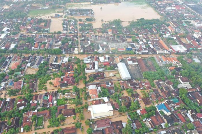 Banjir di Kota ๎Nganjuk๎ Mulai Surut - Suara Surabaya Berita nganjuk siang ini yang menarik