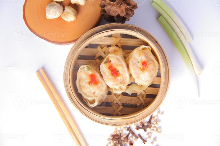 Chicken Dimsum with Sauce 11208748 Stock Photo at Vecteezy Chicken Dimsum with Sauce 11208748 Stock Photo at Vecteezy
