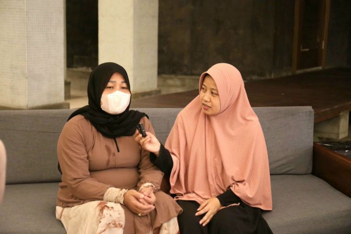Daeng Sarring, Ayah Korban Pembakaran DPRD Makassar Curhat ke Mensos