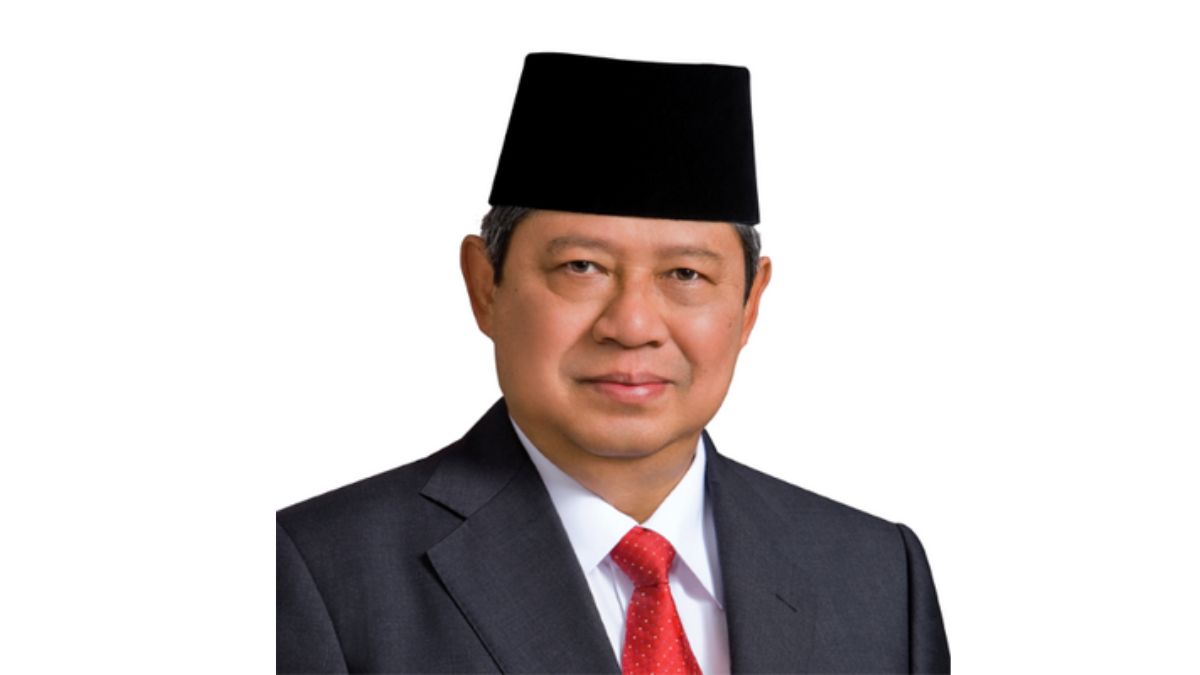 SBY Beri Nama Wijaya Krida untuk Stadion dan GOR Pacitan SBY Beri Nama Wijaya Krida untuk Stadion dan GOR Pacitan