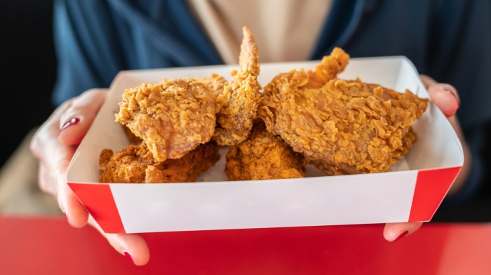 This Is The Most Successful Chicken Chain. Here's Why