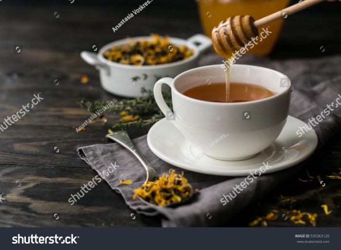 Free Photo | Natural herbal tea with honey