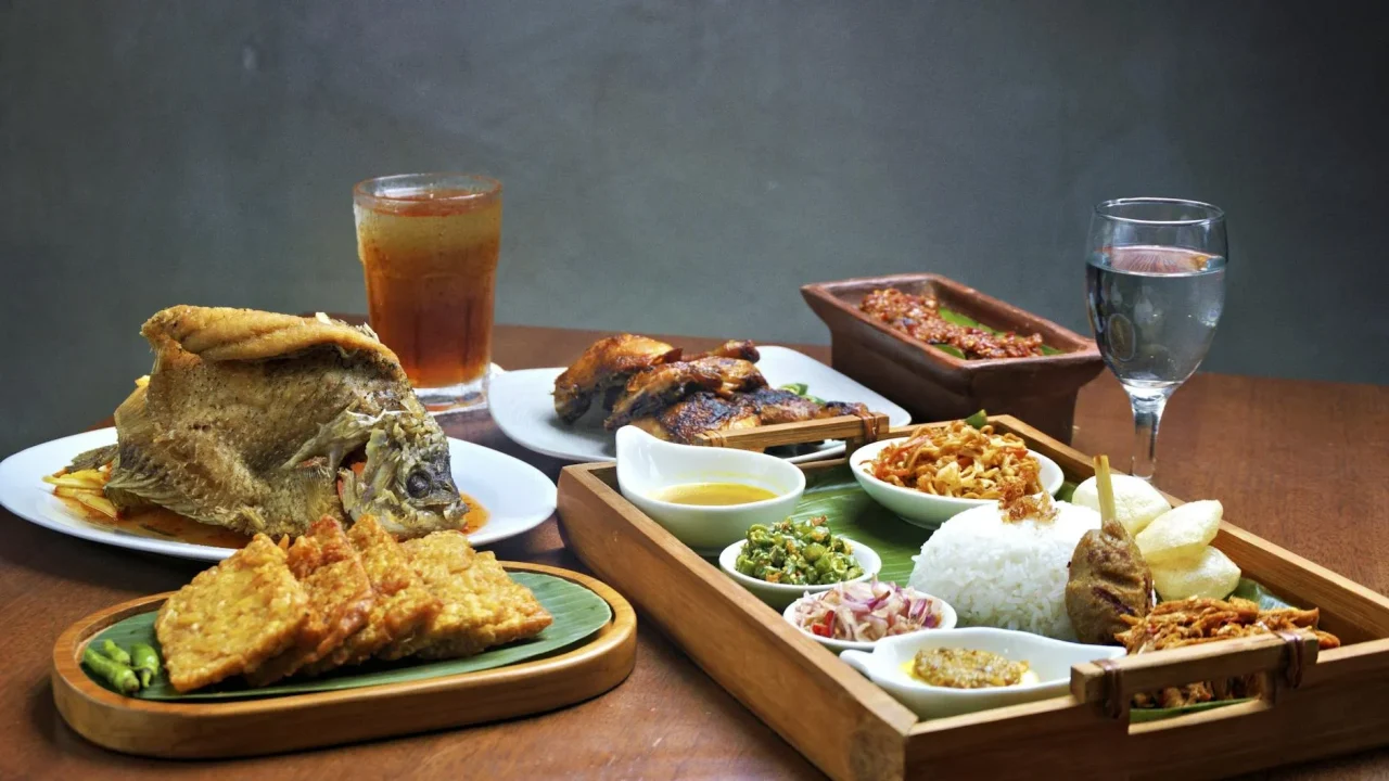 Pengenalan Nasi Becek Dan Nasi Tumpang
