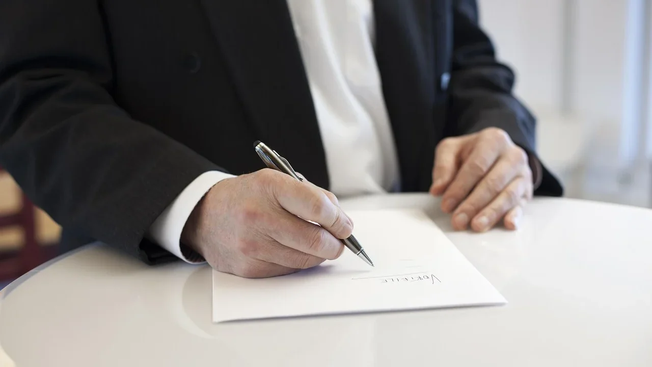 Registration Form Contract Signing