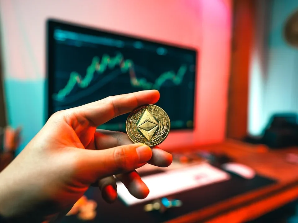 Apa Itu Burning Koin? Mengenal Mekanisme Deflasi Dalam Dunia Crypto