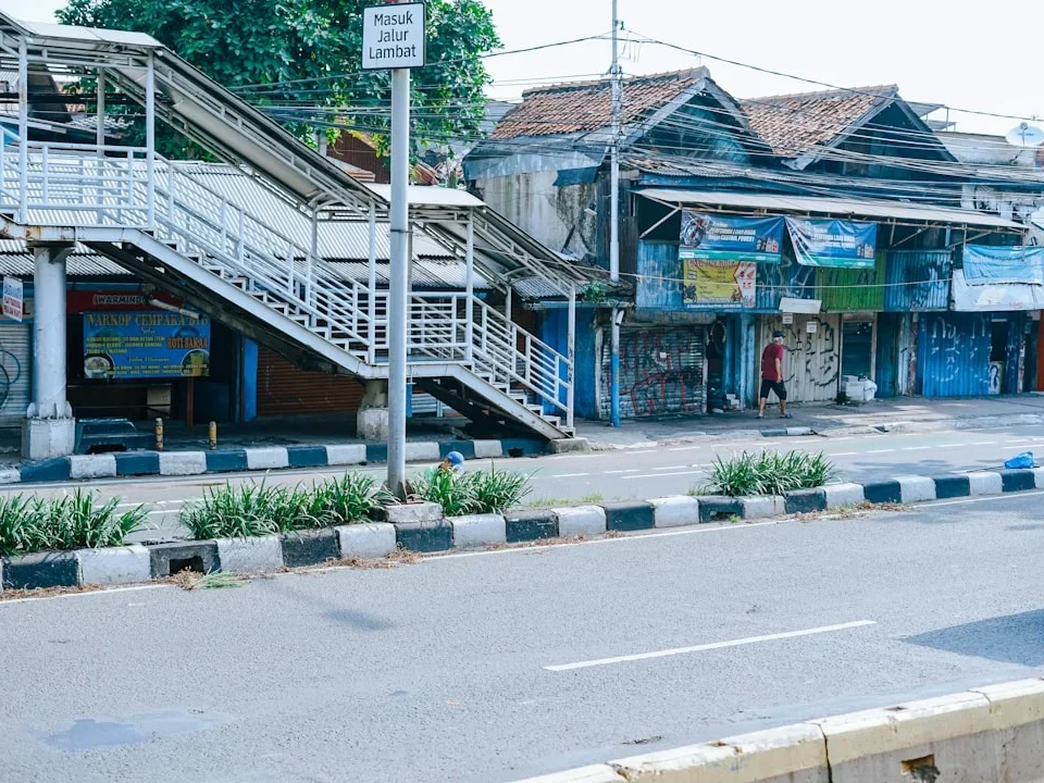 Fasilitas Umum Dan Infrastruktur