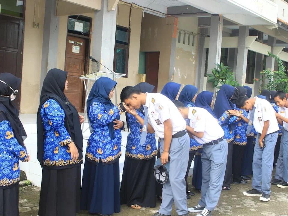 Program Studi Dan Kurikulum