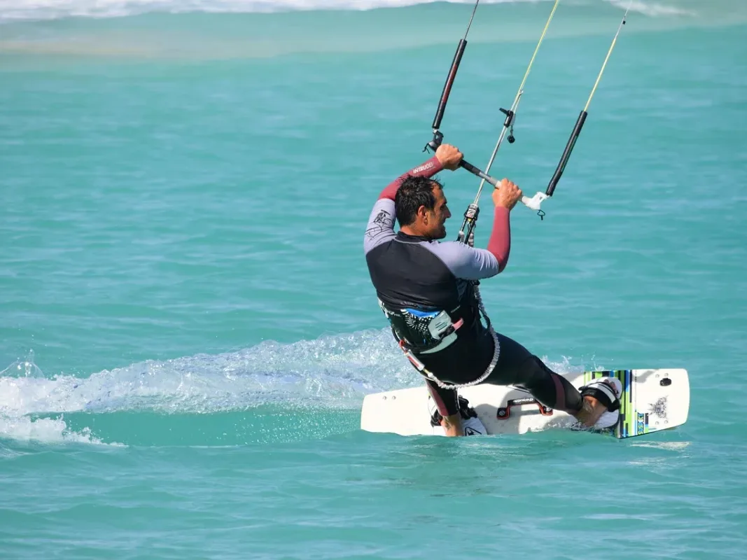 Adventure Sports Extreme Activity - Manfaat Asuransi Perjalanan