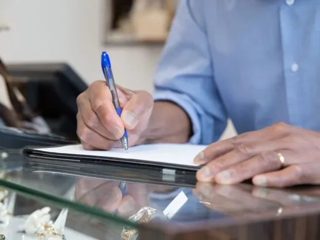 Bank Counter Customer Service Signature - Syarat KUR BRI