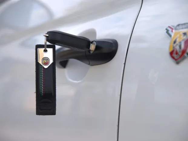Car Insurance Policy Document Car Key - Asuransi TLO