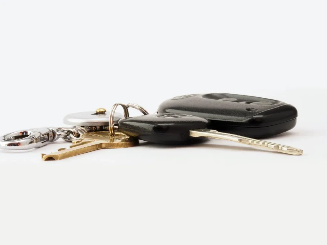 Car Keys House Keys Land Certificate - Pinjaman Multiguna