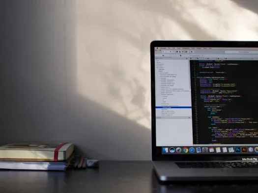 Computer Screen Coding Software - Kursus Komputer Online