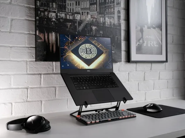 Desk Setup Laptop And Notebook - Kursus Komputer Online