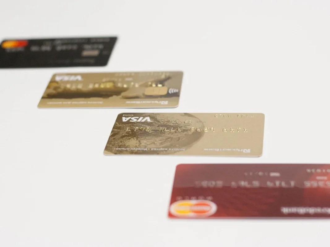 Financial Problems Debt Credit Card - Gagal Bayar Pinjaman
