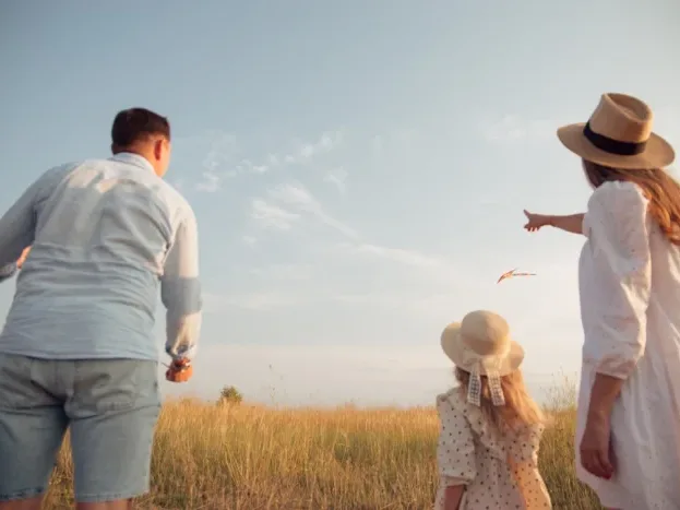Happy Family Financial Freedom Future Planning - Kredit Syariah