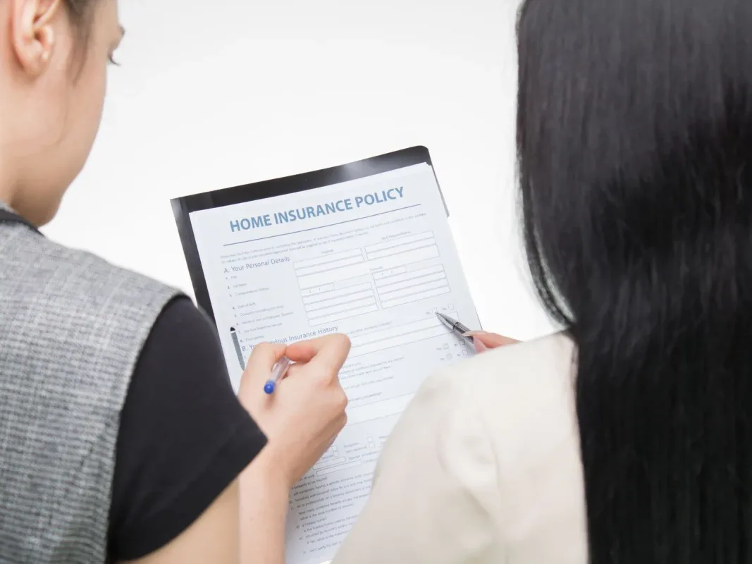 Insurance Claim Policy Document - Prosedur Klaim Asuransi
