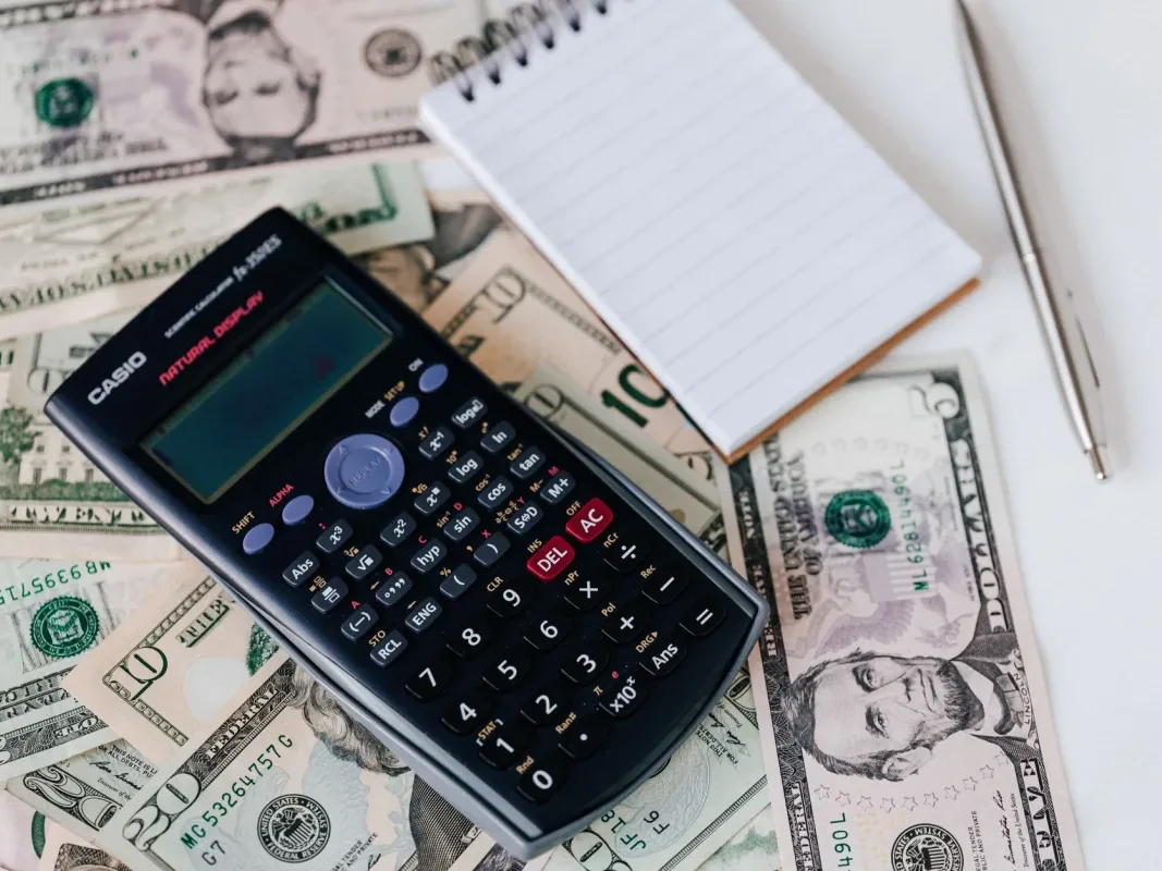Insurance Cost Money Calculation - Asuransi Perjalanan Luar Negeri
