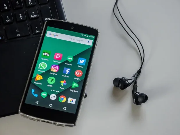 Networking Video Call - Kerja Dari Rumah