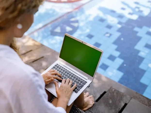 Online Business Laptop Digital Nomad - Bisnis Online Untuk Pemula